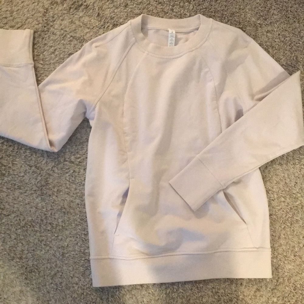 Lululemon sweatshirt